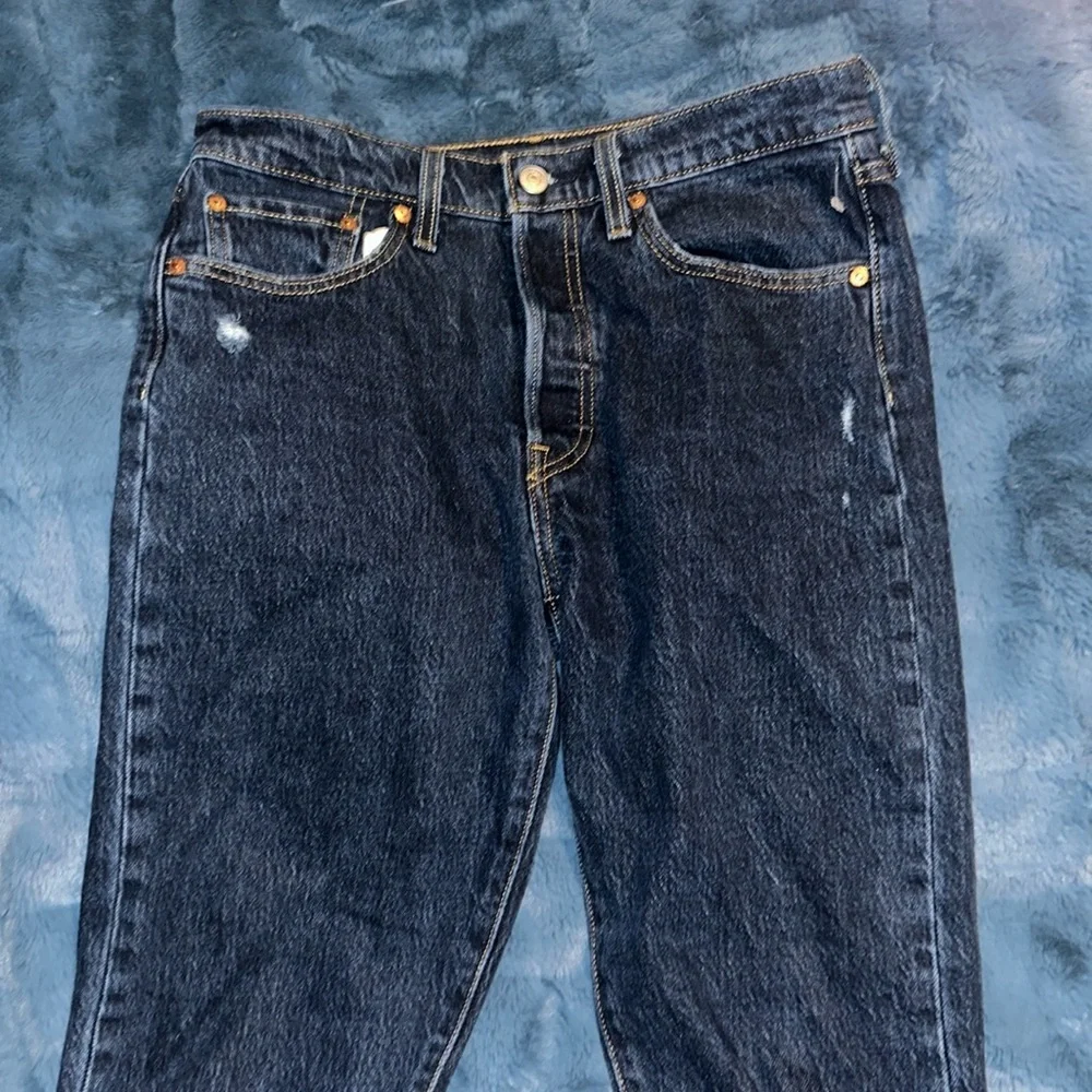 Levi’s Jeans - Picture 2 of 11